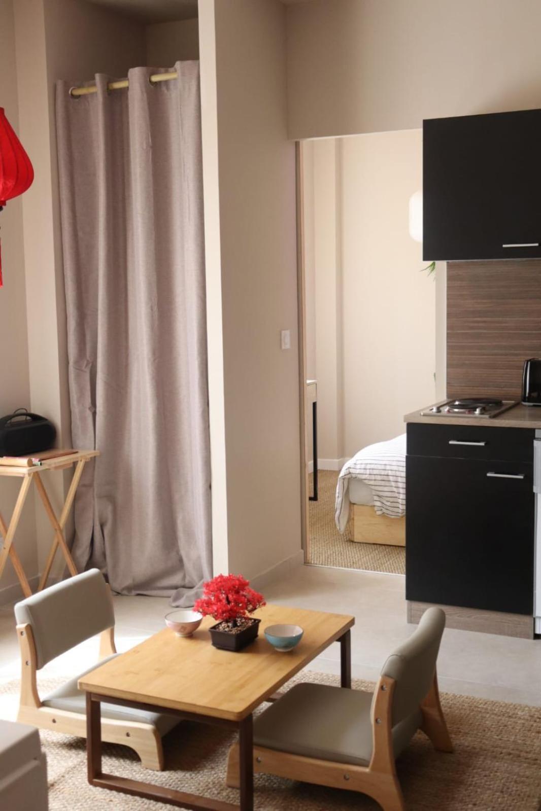 Loveroom Japon Avec Balneotherapie Тулон Экстерьер фото