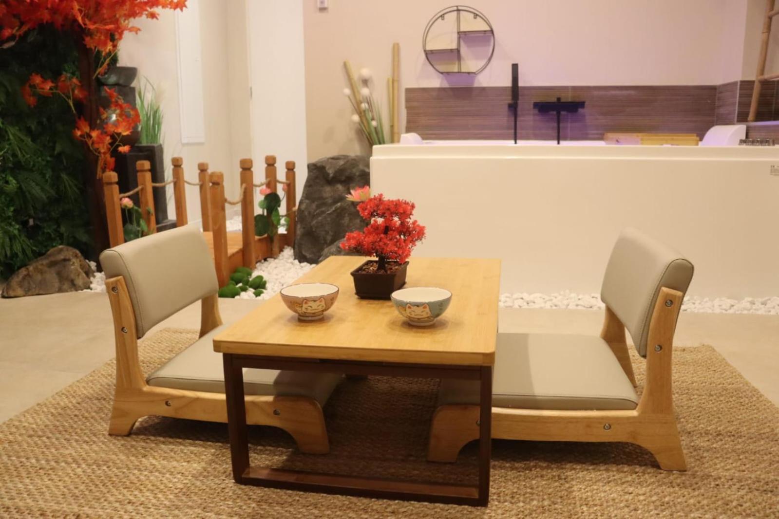 Loveroom Japon Avec Balneotherapie Тулон Экстерьер фото